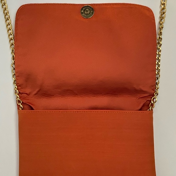 Silk Orange Seahorse Crossbody, Shiraleah Chicago - Picture 5 of 6